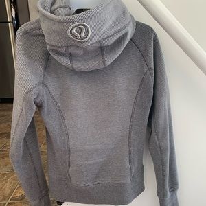LULU LEMON SCUBA HOODIE